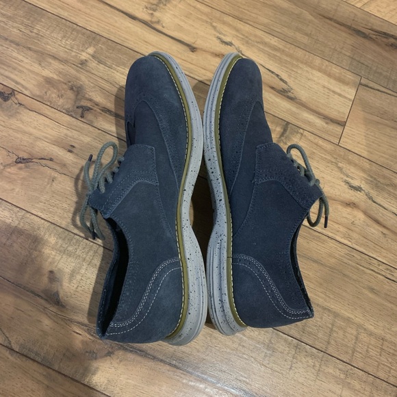 Stacy Adam’s wingtip dress shoes men’s size 12. Navy & gray. - Picture 3 of 6